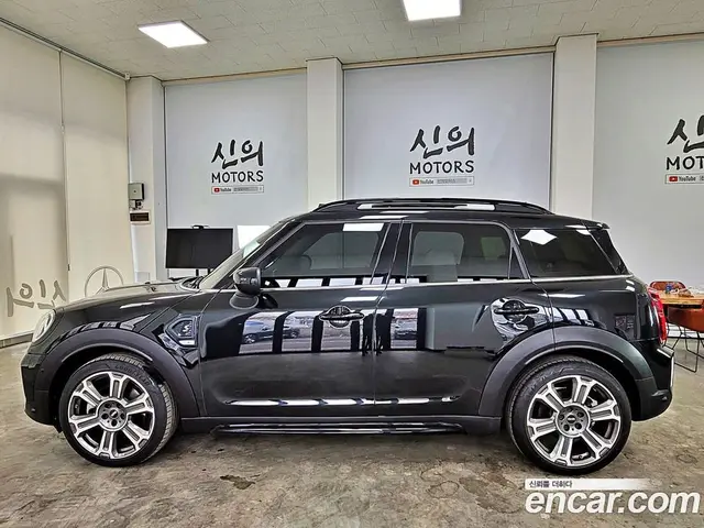 Mini Countryman 2023 2.0 автомат (гидро), миниатюра 6 Mini Countryman 2023 2.0 автомат (гидро), миниатюра 6
