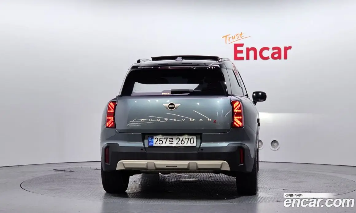 Mini Countryman 2024 2.0 автомат (гидро), фото 4 Mini Countryman 2024 2.0 автомат (гидро), фото 4