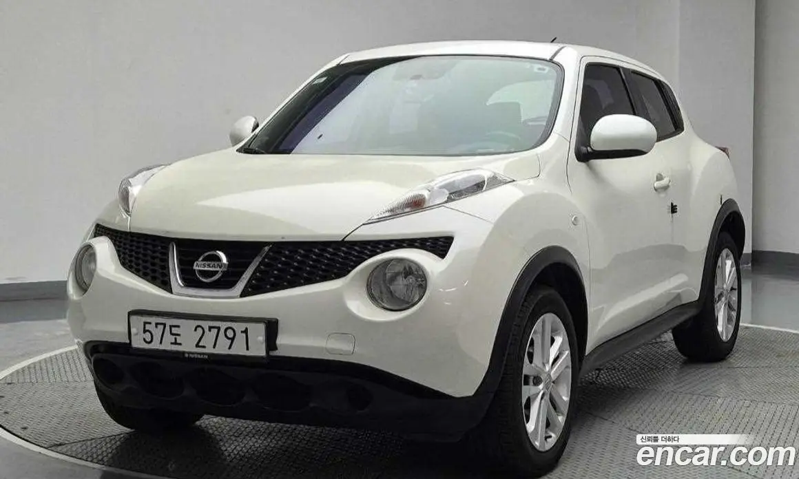Nissan Juke 2013 1.6 автомат (гидро), фото 1 Nissan Juke 2013 1.6 автомат (гидро), фото 1