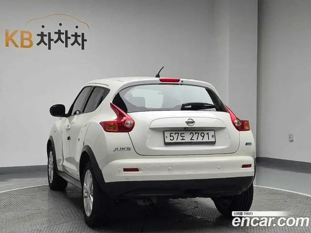 Nissan Juke 2013 1.6 автомат (гидро), миниатюра 2 Nissan Juke 2013 1.6 автомат (гидро), миниатюра 2