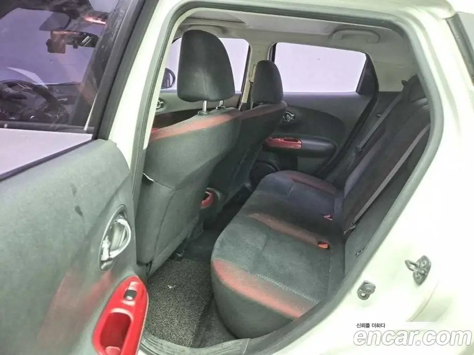 Nissan Juke 2013 1.6 автомат (гидро), фото 12 Nissan Juke 2013 1.6 автомат (гидро), фото 12