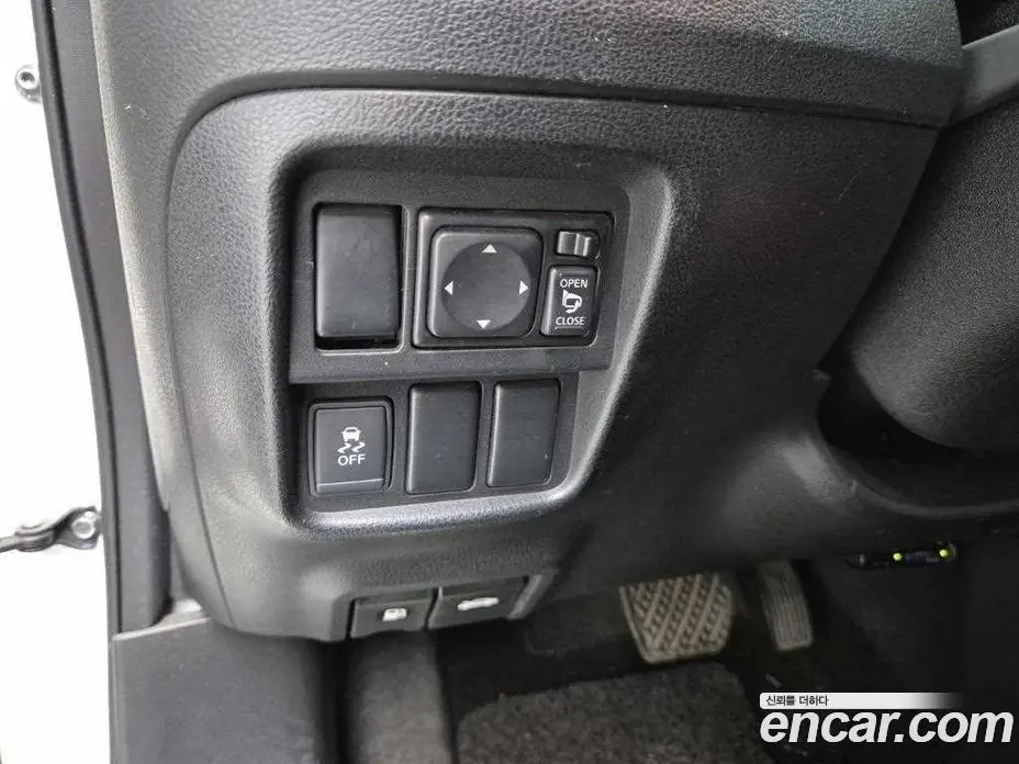 Nissan Juke 2013 1.6 автомат (гидро), фото 17 Nissan Juke 2013 1.6 автомат (гидро), фото 17
