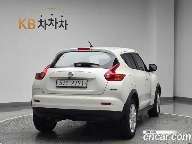 Nissan Juke 2013 1.6 автомат (гидро), миниатюра 3 Nissan Juke 2013 1.6 автомат (гидро), миниатюра 3