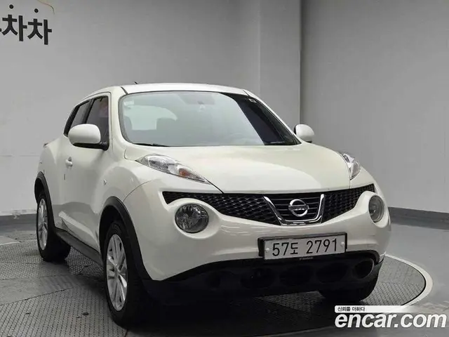 Nissan Juke 2013 1.6 автомат (гидро), миниатюра 4 Nissan Juke 2013 1.6 автомат (гидро), миниатюра 4