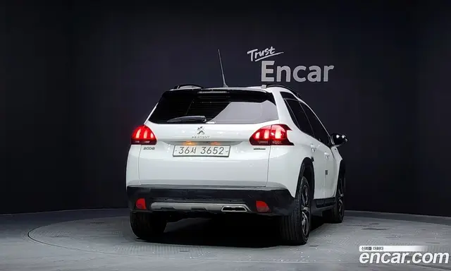 Peugeot 2008 2018 1.6 автомат (гидро), миниатюра 4