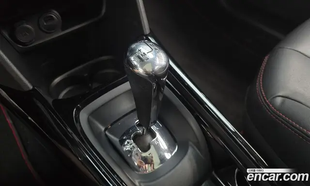 Peugeot 2008 2018 1.6 автомат (гидро), миниатюра 9