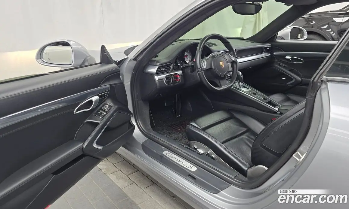 Porsche 911 2012 3.8 автомат (гидро), фото 10 Porsche 911 2012 3.8 автомат (гидро), фото 10