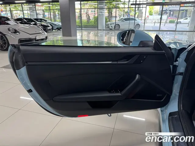 Porsche 911 2025 4.0 автомат (гидро), миниатюра 7 Porsche 911 2025 4.0 автомат (гидро), миниатюра 7