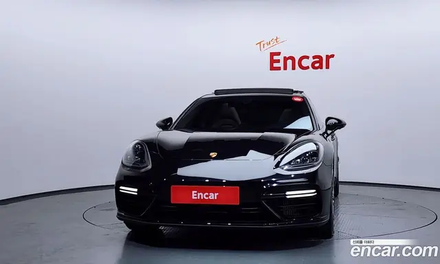 Porsche Panamera 2020 4.0 автомат (гидро), миниатюра 3