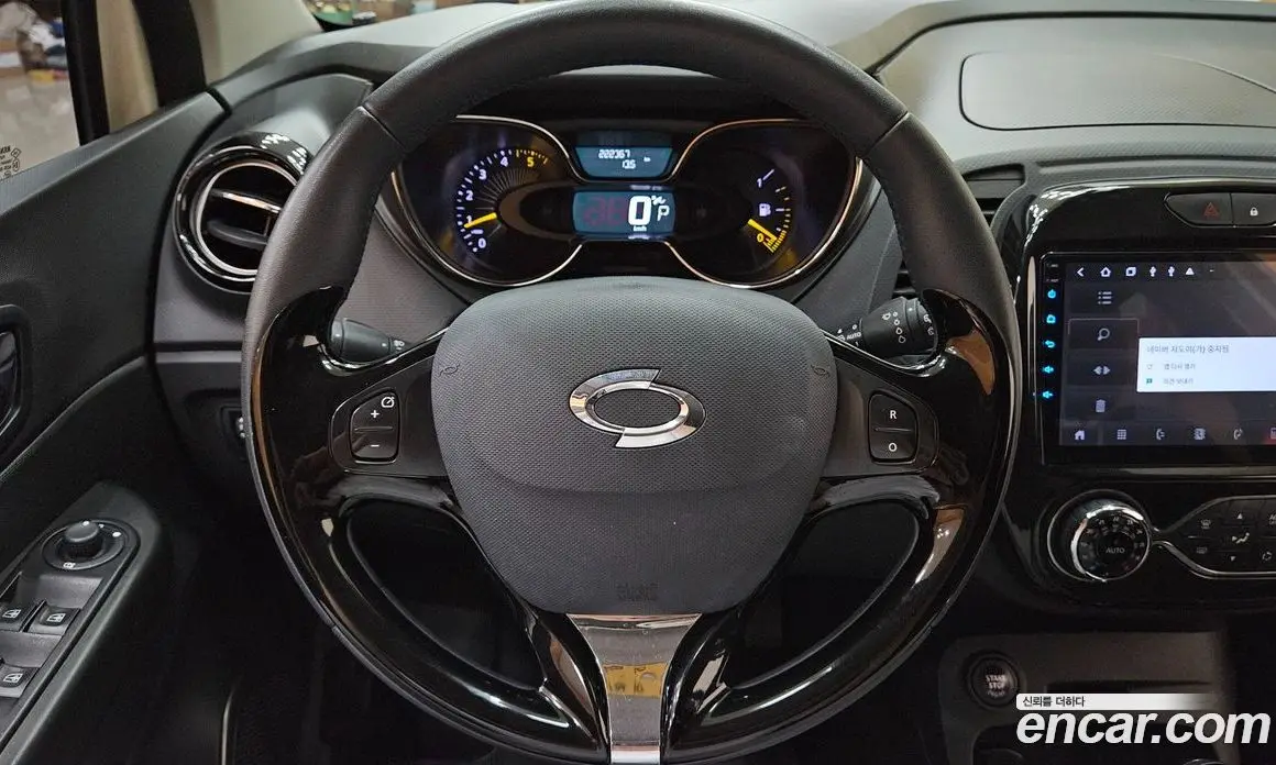 Renault (Samsung) QM3 2014 1.5 автомат (гидро), фото 13 Renault (Samsung) QM3 2014 1.5 автомат (гидро), фото 13