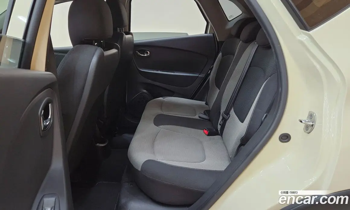 Renault (Samsung) QM3 2014 1.5 автомат (гидро), фото 10 Renault (Samsung) QM3 2014 1.5 автомат (гидро), фото 10