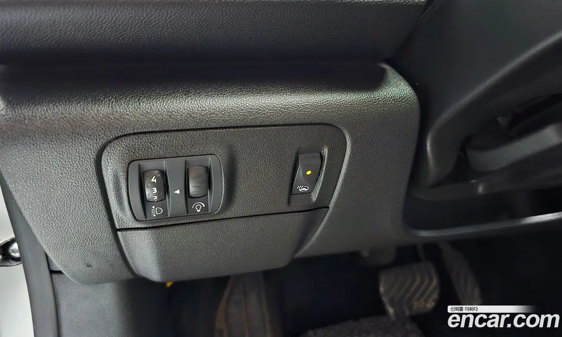 Renault (Samsung) SM6 2016 2.0 автомат (гидро), фото 22 Renault (Samsung) SM6 2016 2.0 автомат (гидро), фото 22