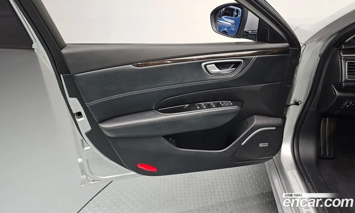 Renault (Samsung) SM6 2016 2.0 автомат (гидро), фото 14 Renault (Samsung) SM6 2016 2.0 автомат (гидро), фото 14