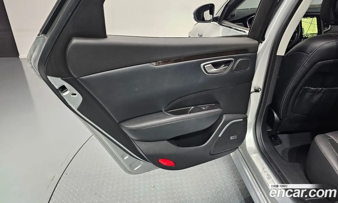 Renault (Samsung) SM6 2016 2.0 автомат (гидро), фото 15 Renault (Samsung) SM6 2016 2.0 автомат (гидро), фото 15