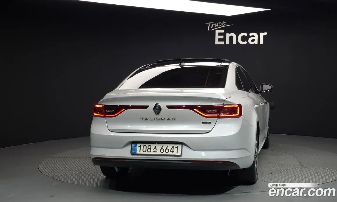 Renault (Samsung) SM6 2016 2.0 автомат (гидро), фото 4 Renault (Samsung) SM6 2016 2.0 автомат (гидро), фото 4