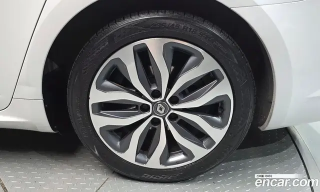 Renault (Samsung) SM6 2016 2.0 автомат (гидро), миниатюра 5 Renault (Samsung) SM6 2016 2.0 автомат (гидро), миниатюра 5