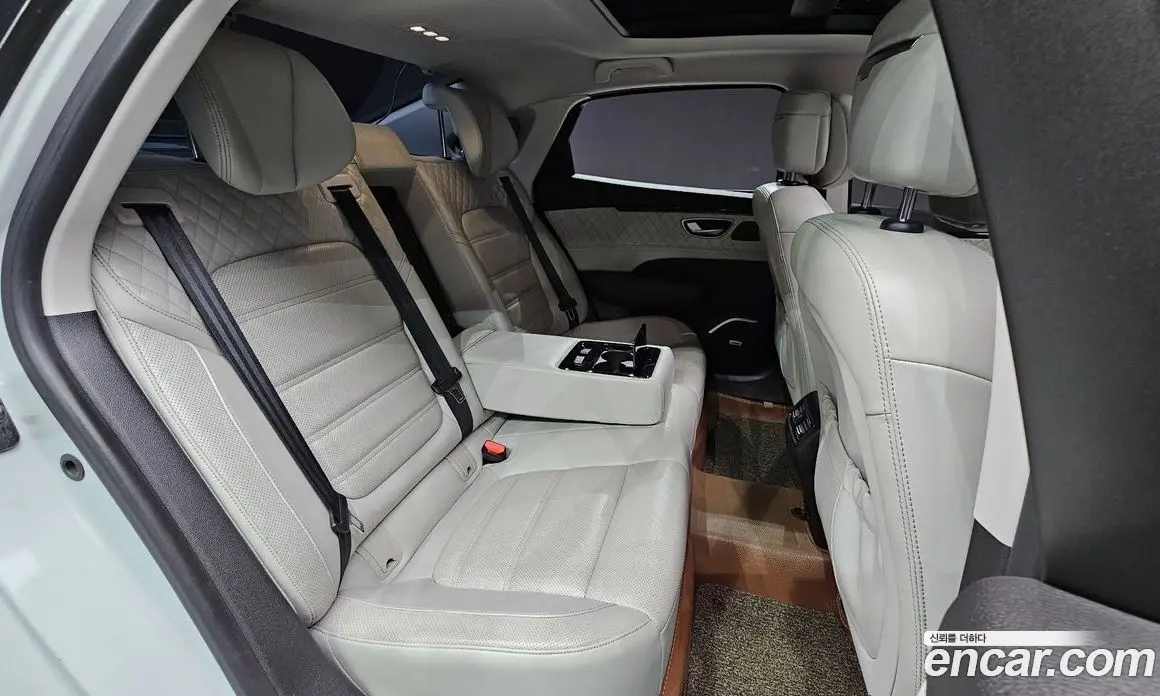 Renault (Samsung) SM6 2017 2.0 автомат (гидро), фото 19 Renault (Samsung) SM6 2017 2.0 автомат (гидро), фото 19