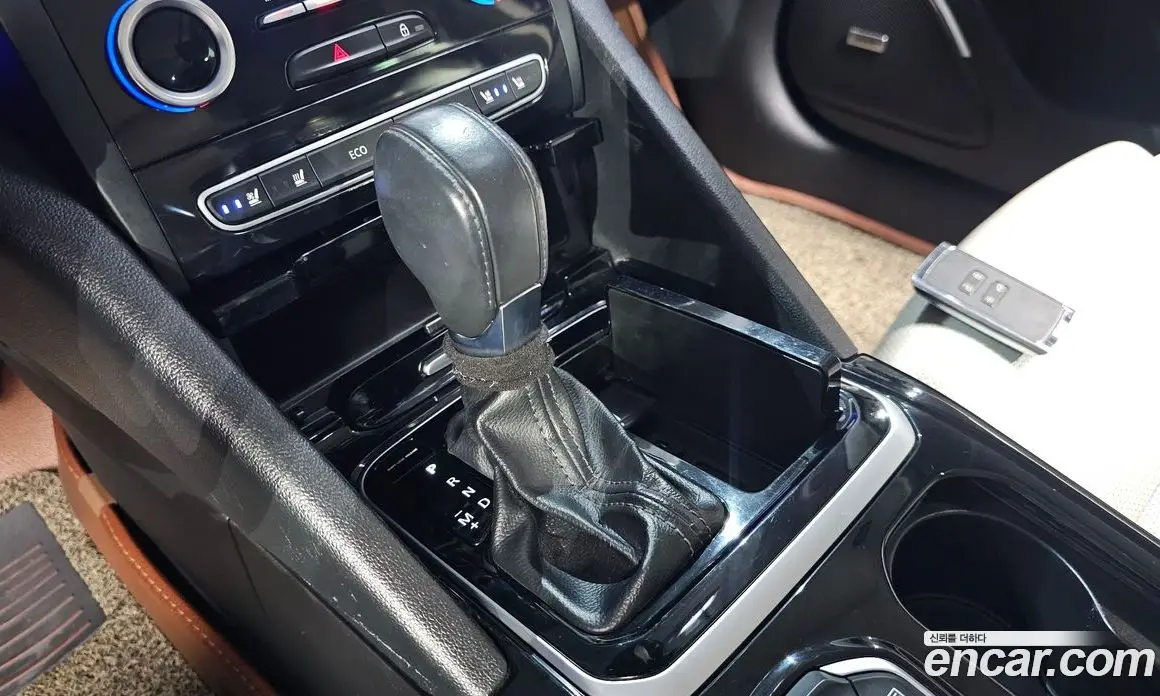 Renault (Samsung) SM6 2017 2.0 автомат (гидро), фото 9 Renault (Samsung) SM6 2017 2.0 автомат (гидро), фото 9