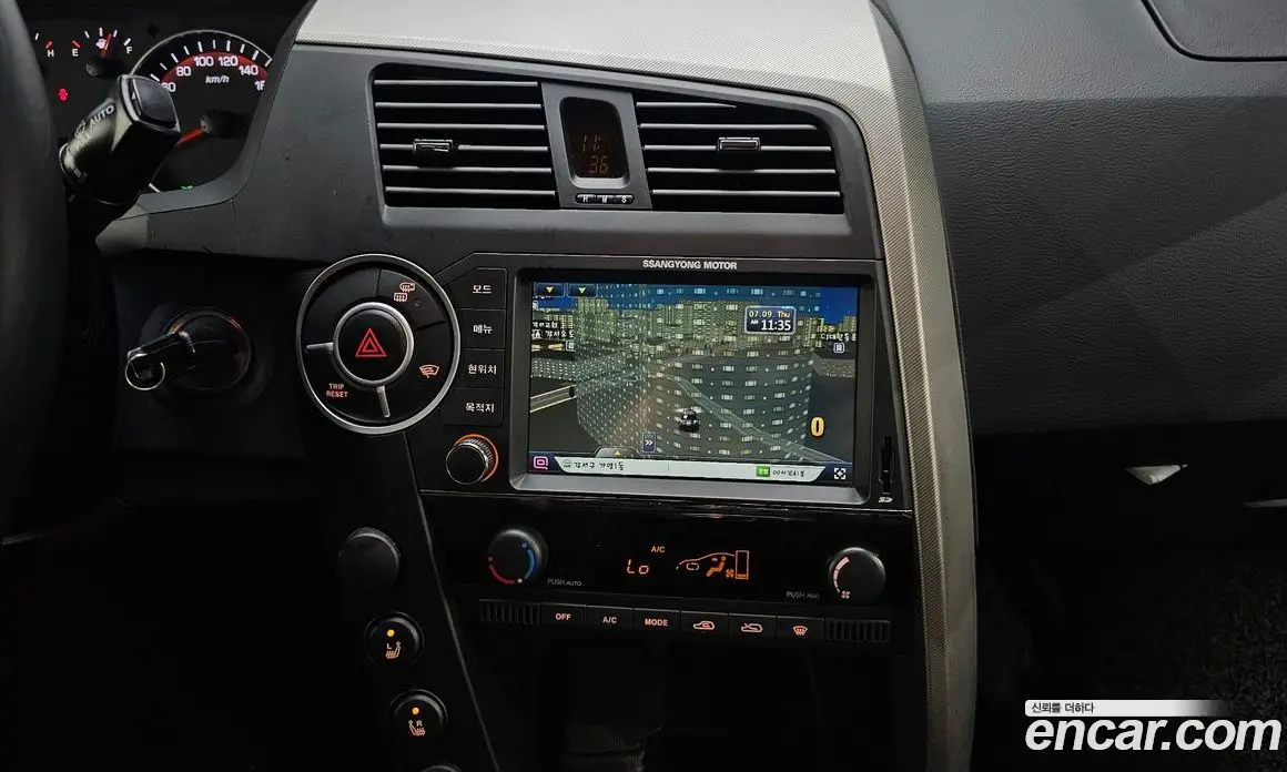 SsangYong Korando 2014 2.0 автомат (гидро), фото 14 SsangYong Korando 2014 2.0 автомат (гидро), фото 14