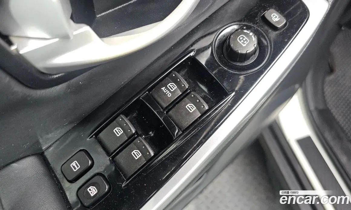 SsangYong Korando 2016 2.2 автомат (гидро), фото 27 SsangYong Korando 2016 2.2 автомат (гидро), фото 27