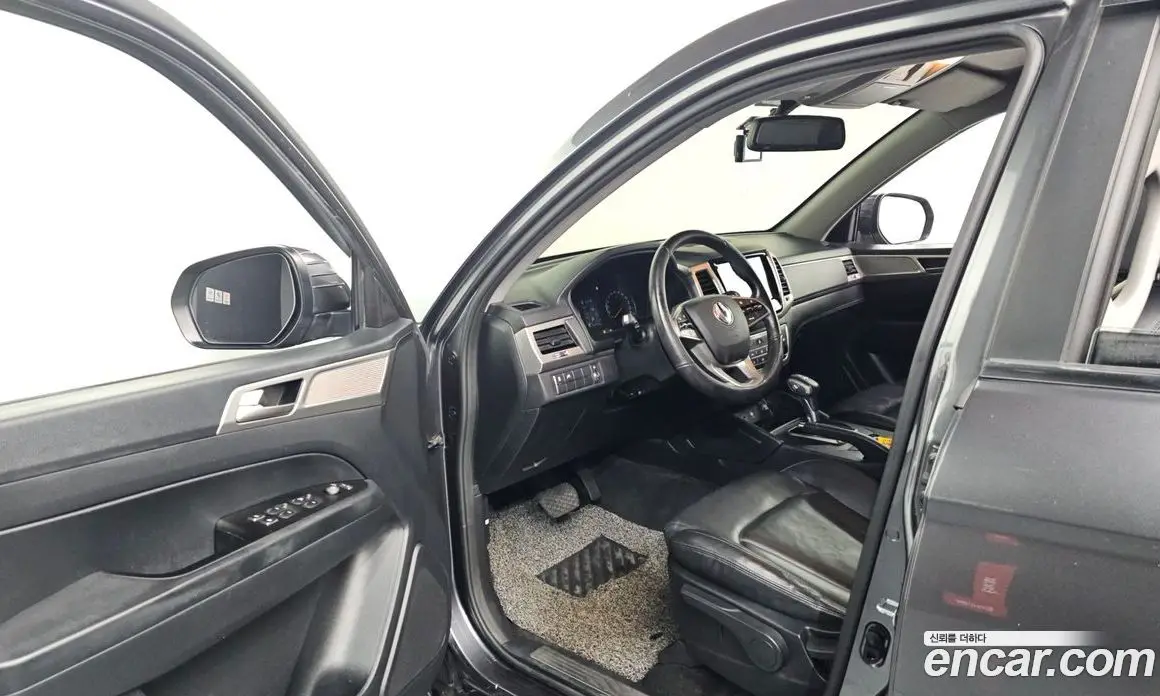 SsangYong Rexton 2019 2.2 автомат (гидро), фото 12 SsangYong Rexton 2019 2.2 автомат (гидро), фото 12