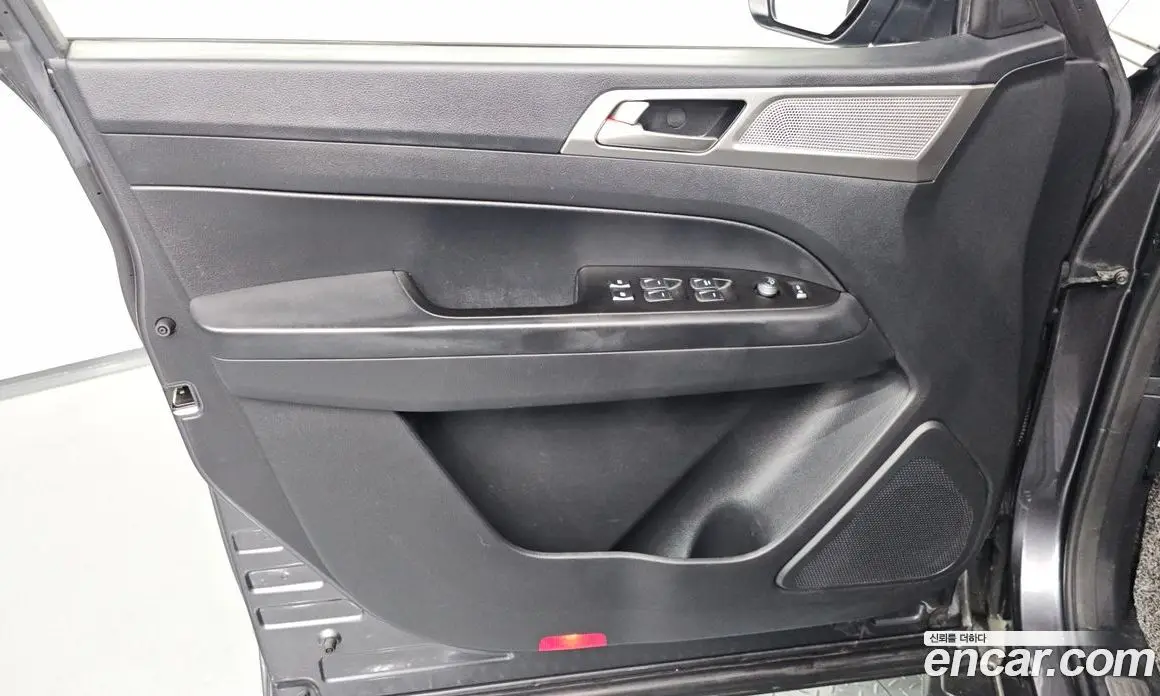 SsangYong Rexton 2019 2.2 автомат (гидро), фото 13 SsangYong Rexton 2019 2.2 автомат (гидро), фото 13