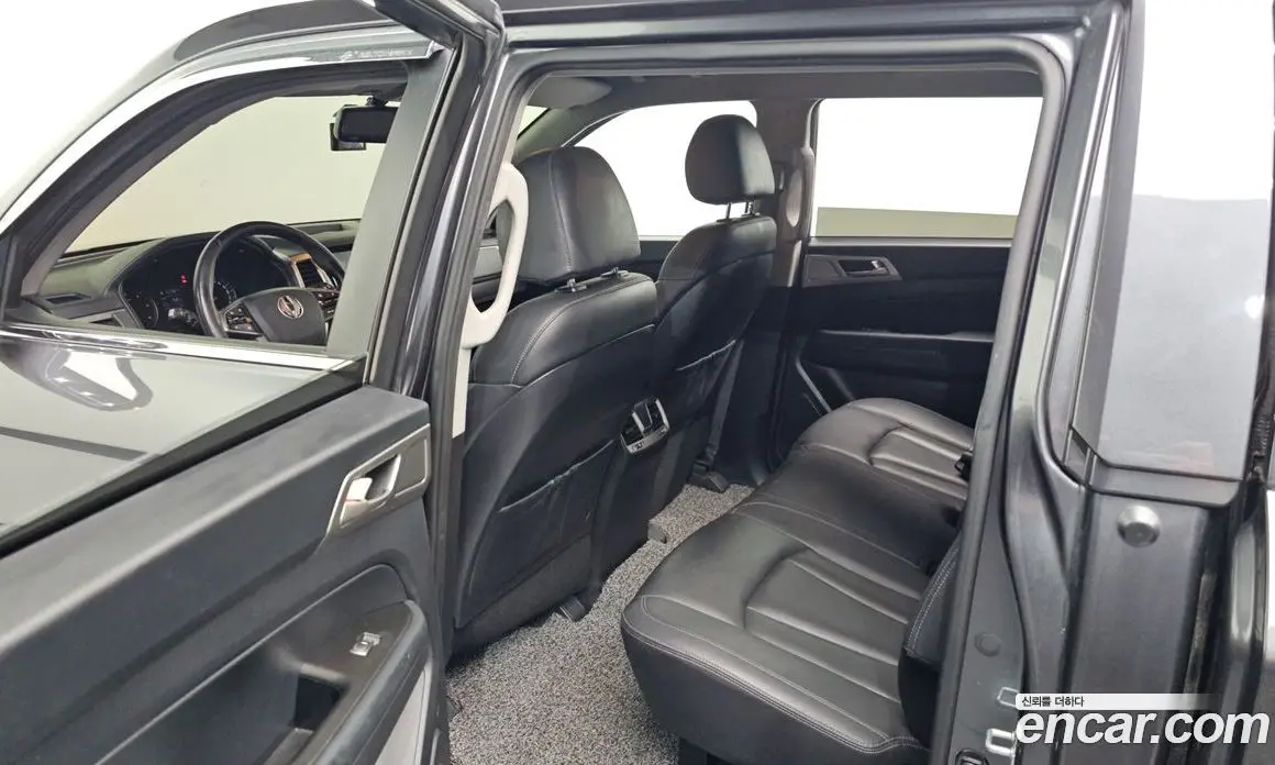 SsangYong Rexton 2019 2.2 автомат (гидро), фото 17 SsangYong Rexton 2019 2.2 автомат (гидро), фото 17