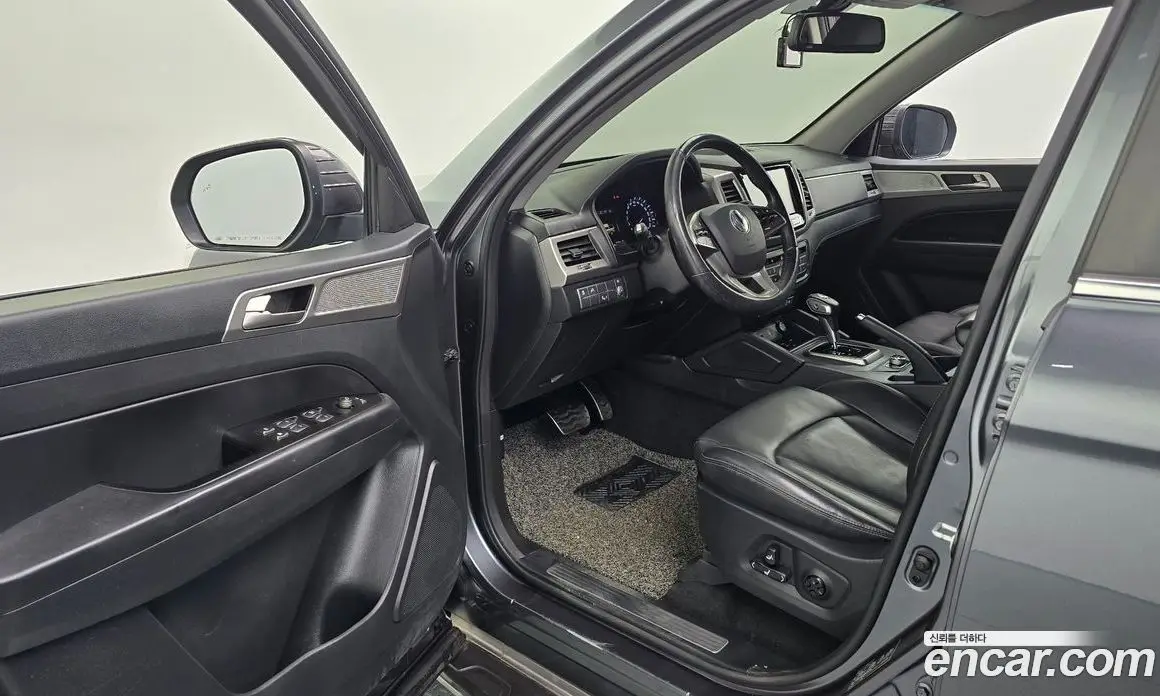SsangYong Rexton 2019 2.2 автомат (гидро), фото 13 SsangYong Rexton 2019 2.2 автомат (гидро), фото 13