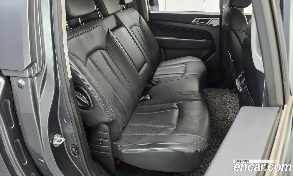 SsangYong Rexton 2019 2.2 автомат (гидро), фото 17 SsangYong Rexton 2019 2.2 автомат (гидро), фото 17