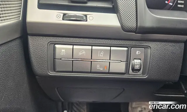 SsangYong Rexton 2019 2.2 автомат (гидро), миниатюра 11 SsangYong Rexton 2019 2.2 автомат (гидро), миниатюра 11