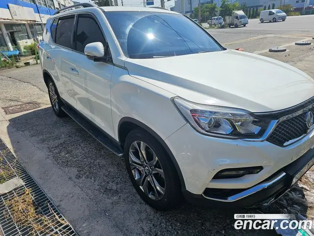 SsangYong Rexton 2019 2.2 автомат (гидро), миниатюра 1 SsangYong Rexton 2019 2.2 автомат (гидро), миниатюра 1
