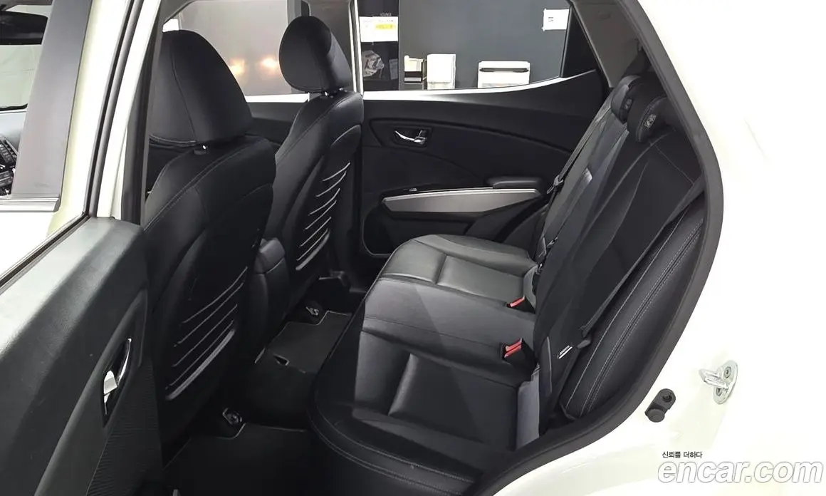 SsangYong TIBOLI 2015 1.6 автомат (гидро), фото 16