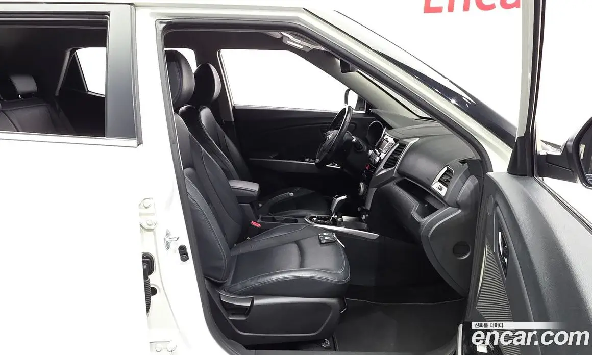 SsangYong TIBOLI 2015 1.6 автомат (гидро), фото 17