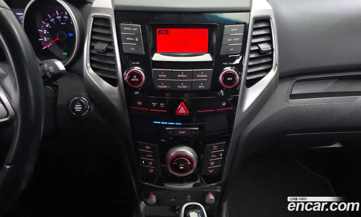 SsangYong TIBOLI 2015 1.6 автомат (гидро), фото 28