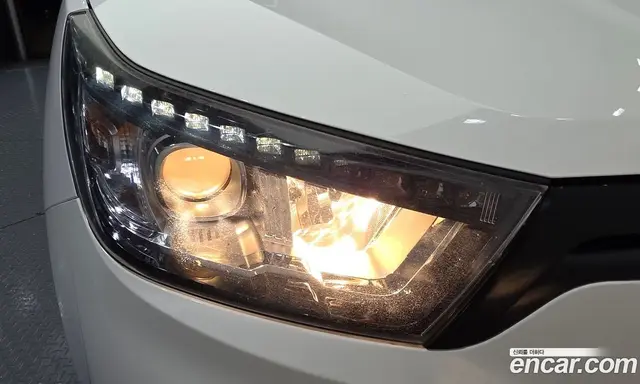 SsangYong TIBOLI 2015 1.6 автомат (гидро), миниатюра 8