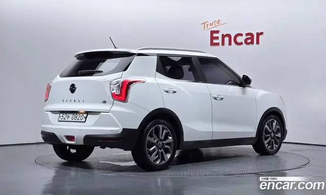 SsangYong TIBOLI 2015 1.6 автомат (гидро), миниатюра 2