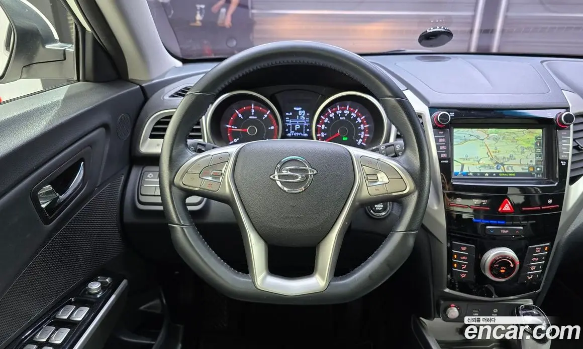 SsangYong TIBOLI 2015 1.6 автомат (гидро), фото 13