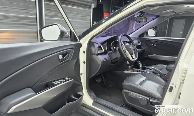 SsangYong TIBOLI 2015 1.6 автомат (гидро), миниатюра 10