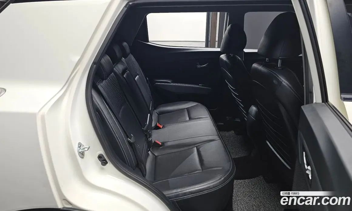 SsangYong TIBOLI 2017 1.6 автомат (гидро), фото 16 SsangYong TIBOLI 2017 1.6 автомат (гидро), фото 16