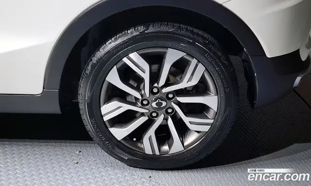 SsangYong TIBOLI 2018 1.6 автомат (гидро), миниатюра 5