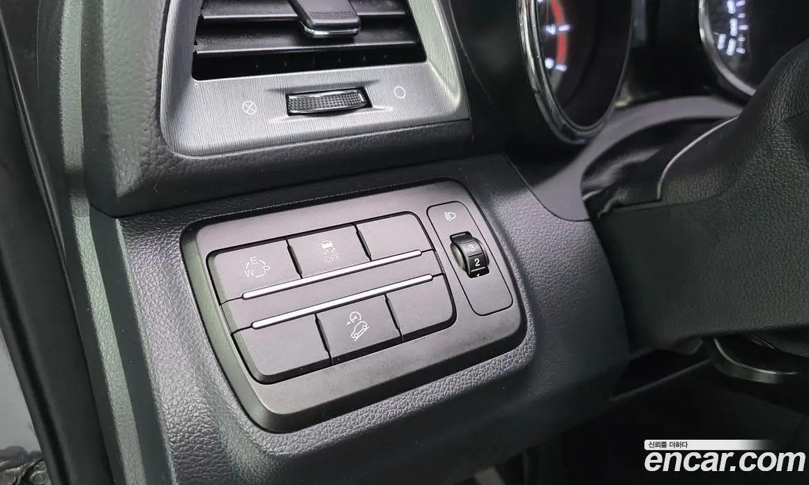 SsangYong TIBOLI 2018 1.6 автомат (гидро), фото 19 SsangYong TIBOLI 2018 1.6 автомат (гидро), фото 19