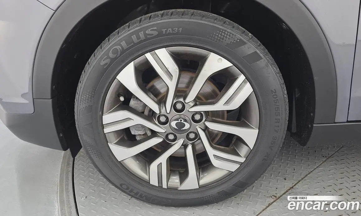 SsangYong TIBOLI 2018 1.6 автомат (гидро), фото 5 SsangYong TIBOLI 2018 1.6 автомат (гидро), фото 5