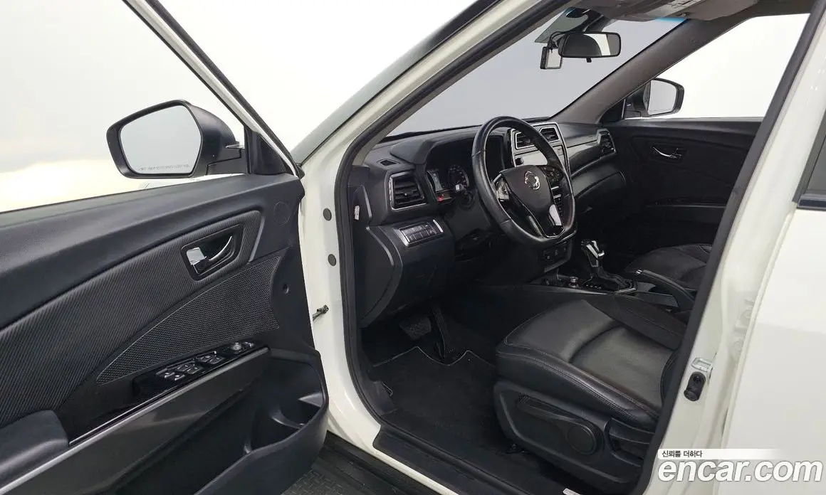 SsangYong TIBOLI 2019 1.5 автомат (гидро), фото 13 SsangYong TIBOLI 2019 1.5 автомат (гидро), фото 13