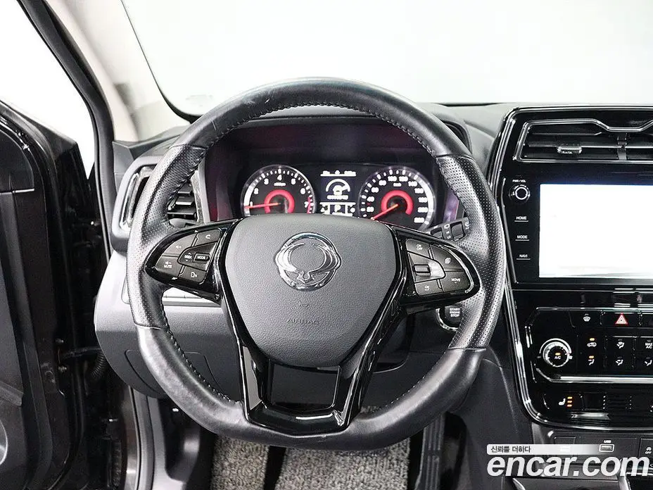 SsangYong TIBOLI 2019 1.5 автомат (гидро), фото 16 SsangYong TIBOLI 2019 1.5 автомат (гидро), фото 16
