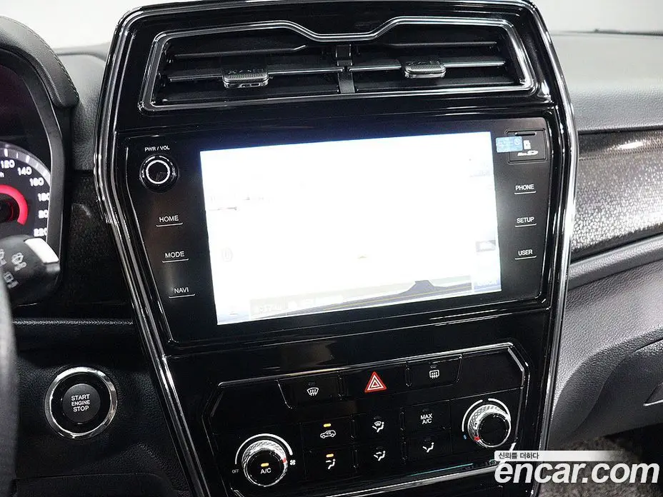 SsangYong TIBOLI 2019 1.5 автомат (гидро), фото 9 SsangYong TIBOLI 2019 1.5 автомат (гидро), фото 9