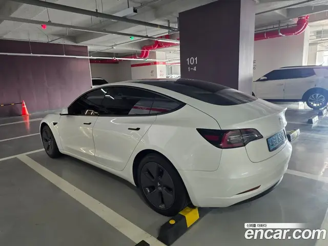 Tesla Model 3 2022 автомат (гидро), миниатюра 2 Tesla Model 3 2022 автомат (гидро), миниатюра 2