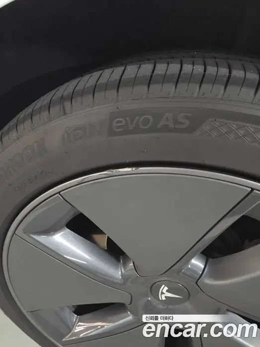 Tesla Model 3 2022 автомат (гидро), миниатюра 8 Tesla Model 3 2022 автомат (гидро), миниатюра 8