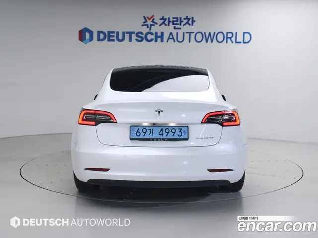 Tesla Model 3 2022 автомат (гидро), миниатюра 4 Tesla Model 3 2022 автомат (гидро), миниатюра 4