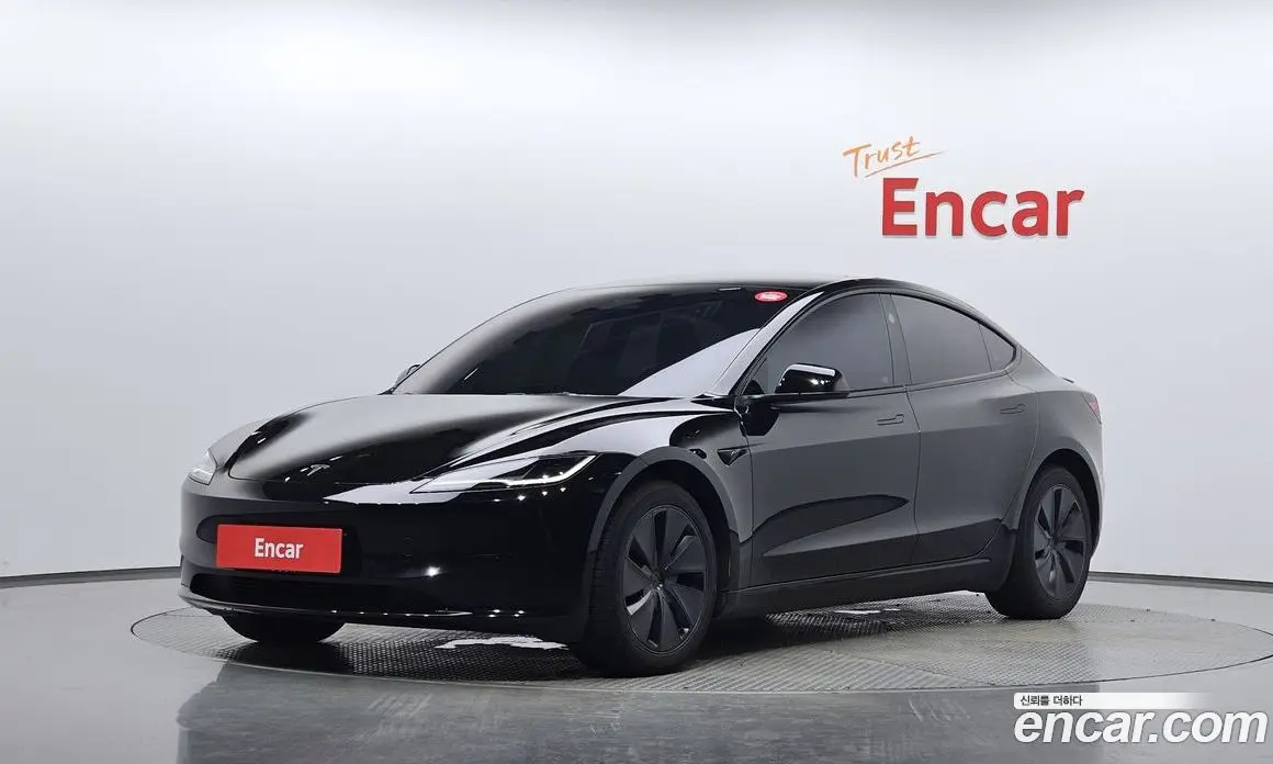 Tesla Model 3 2024 0.2 автомат (гидро), фото 1 Tesla Model 3 2024 0.2 автомат (гидро), фото 1