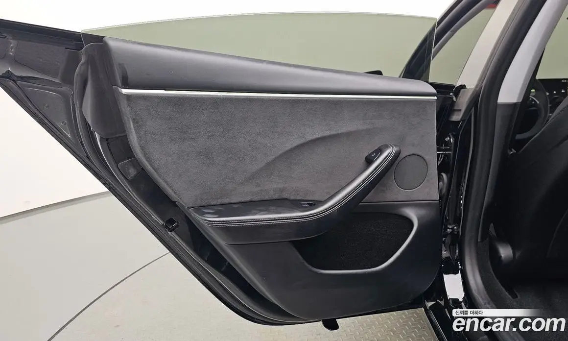 Tesla Model 3 2024 0.2 автомат (гидро), фото 15 Tesla Model 3 2024 0.2 автомат (гидро), фото 15
